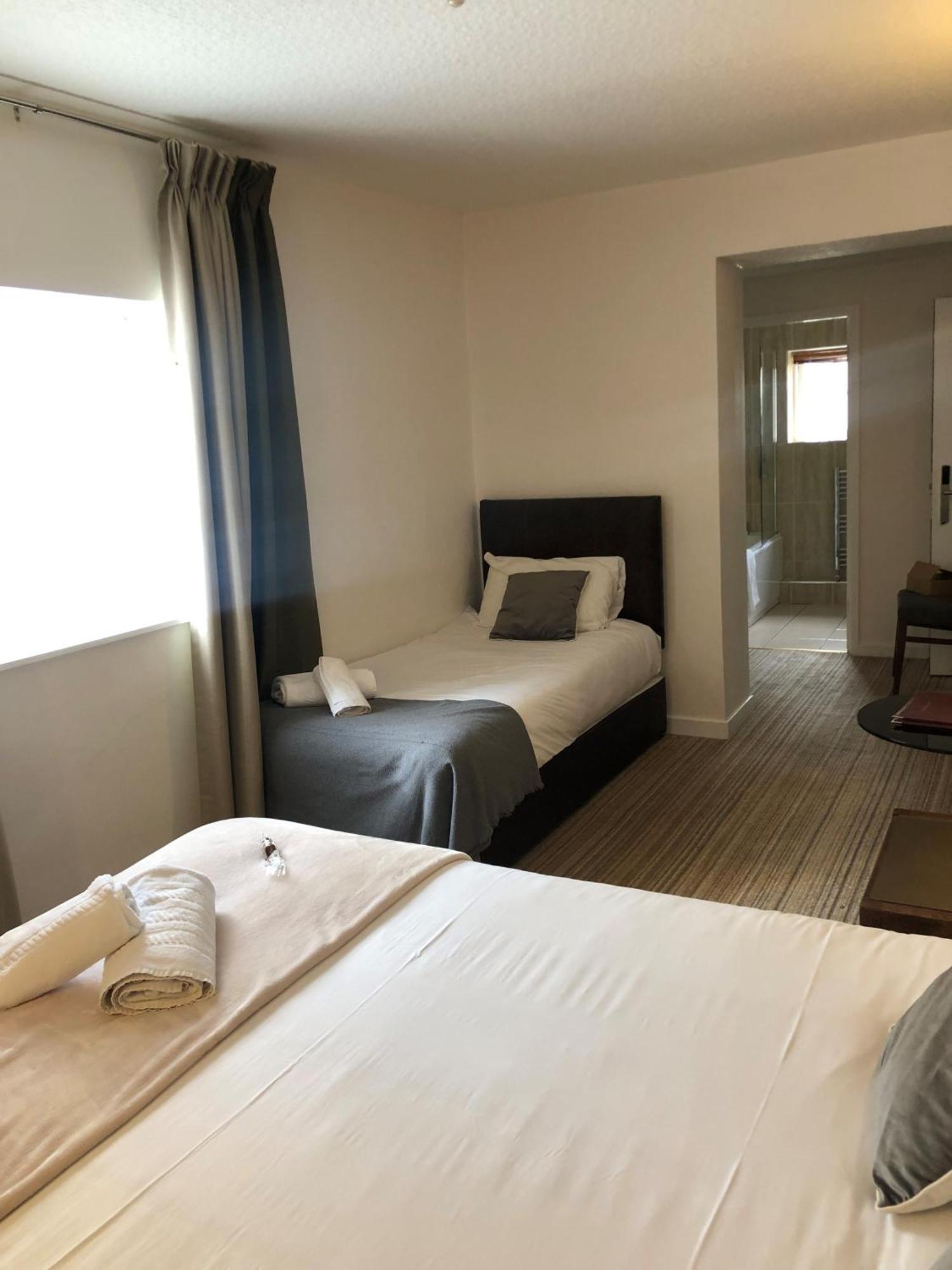The George - Sure Hotel Collection By Best Western دارلينجتون المظهر الخارجي الصورة